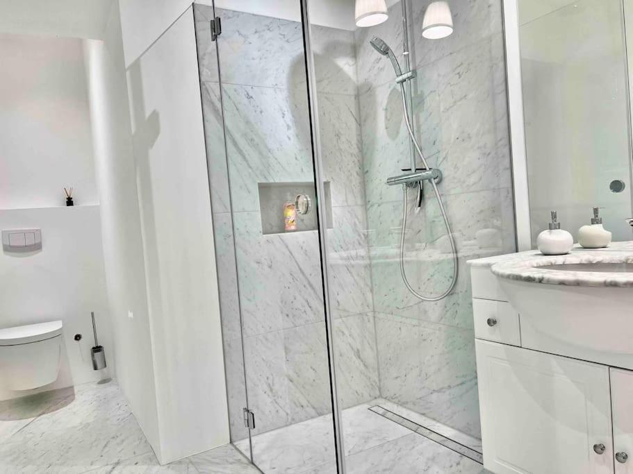 Gemuetliches Und Modernes Apartment,44 M² Wien Ngoại thất bức ảnh